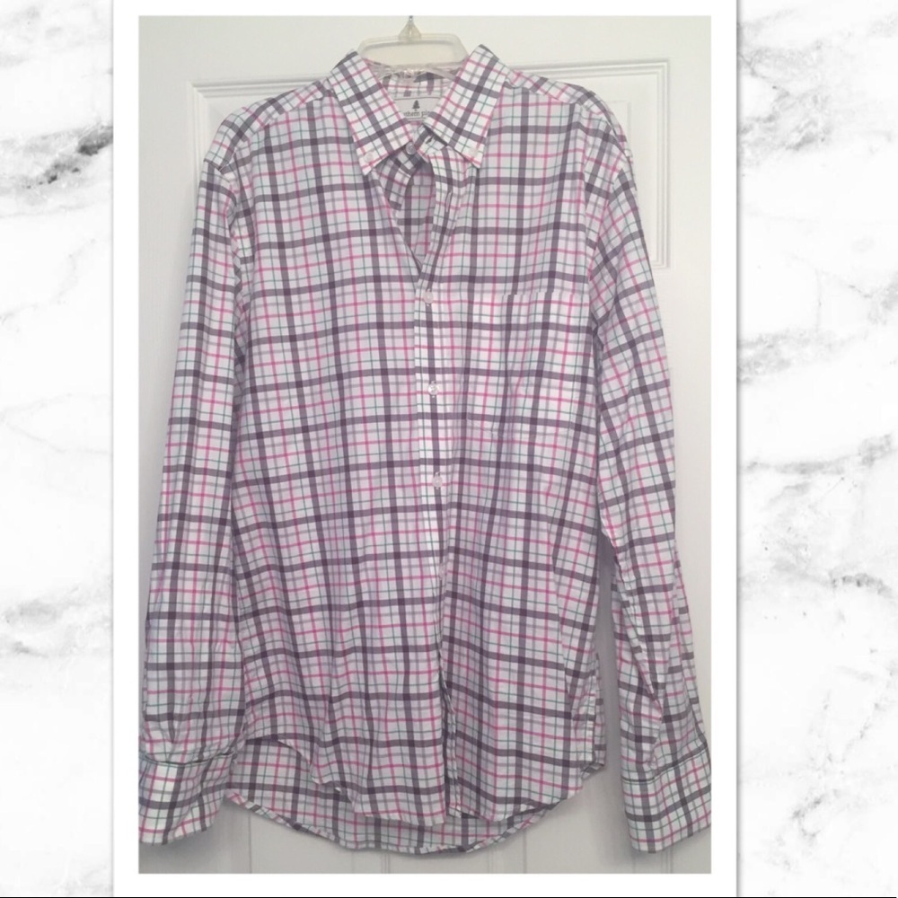 Men’s long sleeve button down!